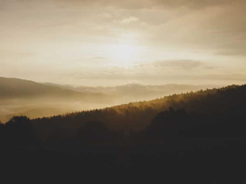 終電後のオフィスで